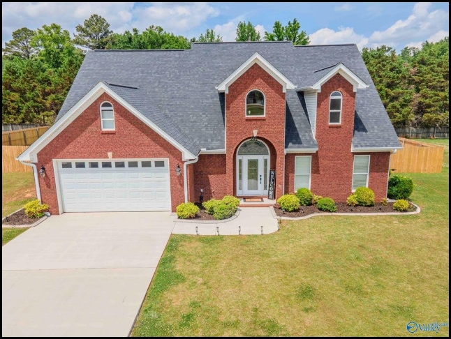 Home for sale in Moulton, Alabama through Apex Real Estate