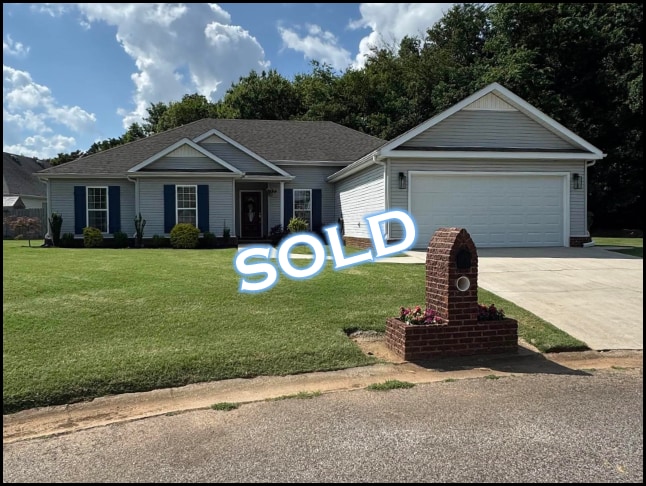 Home for sale in Tuscumbia Alabama through Apex Real Estate