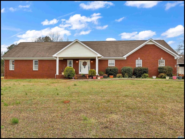 Home for sale in Town Creek, Alabama through Apex Real Estate