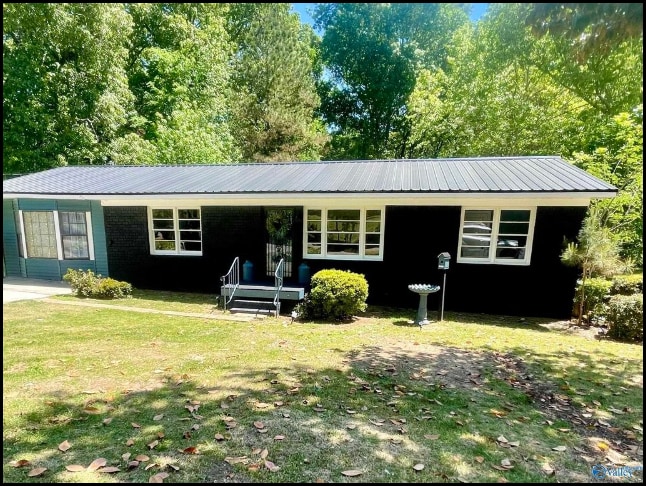 Home for sale in Cherokee, Alabama through Apex Real Estate