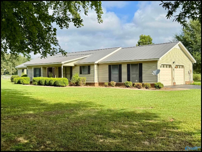 Home for sale in Moulton, Alabama through Apex Real Estate